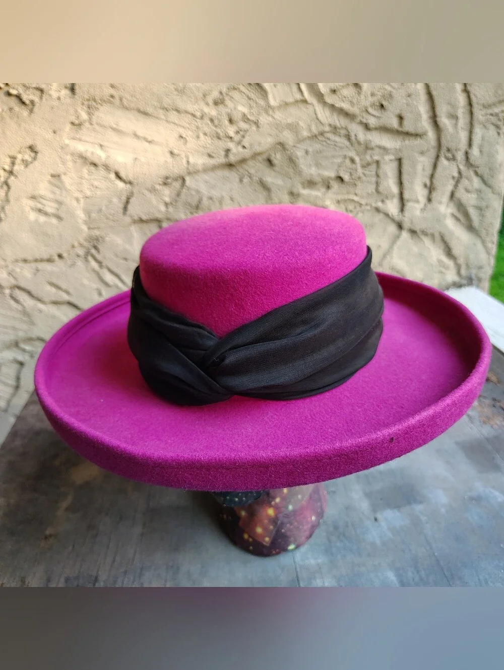80s Vintage Hat Women's Hot Pink Wool W/ Black Ribbon Bow Wide Brim USA Vtg